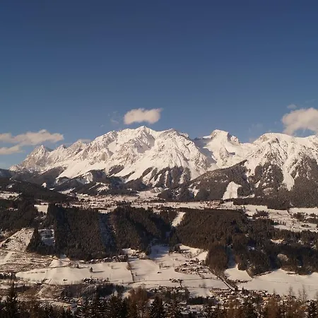 シャレー Alm Planai シュラートミンク